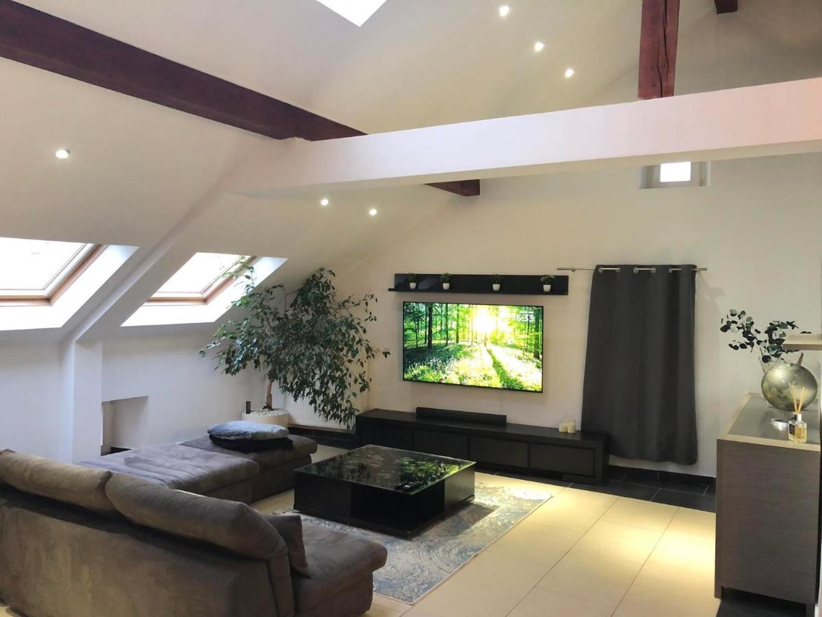 Cozy 120M² Apartment With 3 Bedrooms And 1 Home Cinema Useldange Ngoại thất bức ảnh