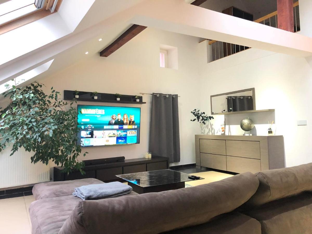 Cozy 120M² Apartment With 3 Bedrooms And 1 Home Cinema Useldange Ngoại thất bức ảnh